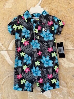 Hurley Tropical Floral Romper / One-Piece Outfit Baby Unisex 9M